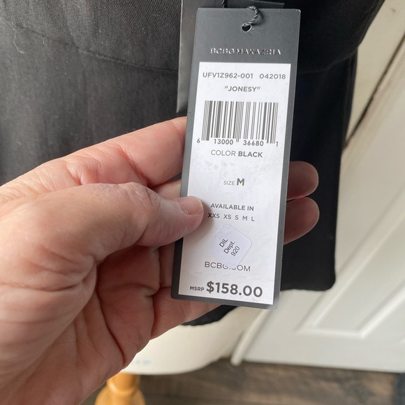 NWT BCBG button up fitted sexy top Medium - Picture 4 of 6